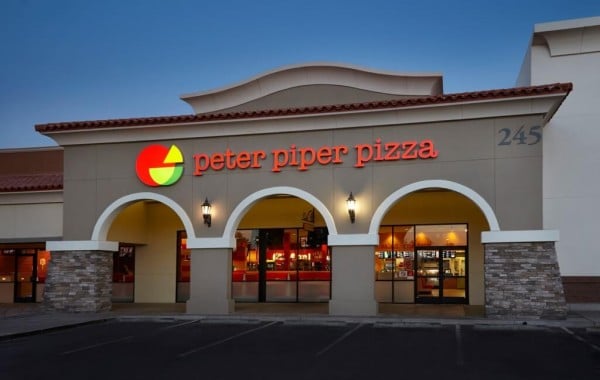 peter piper pizza restaurant